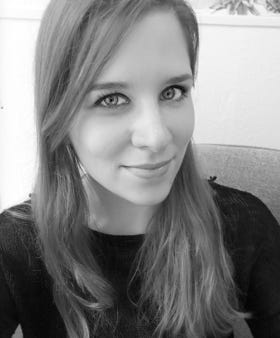 Zum Profil der Autorin Laura Labas